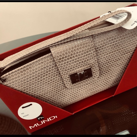 NWT MUNDI Creme/Gold Womens Clutch - Picture 12 of 12